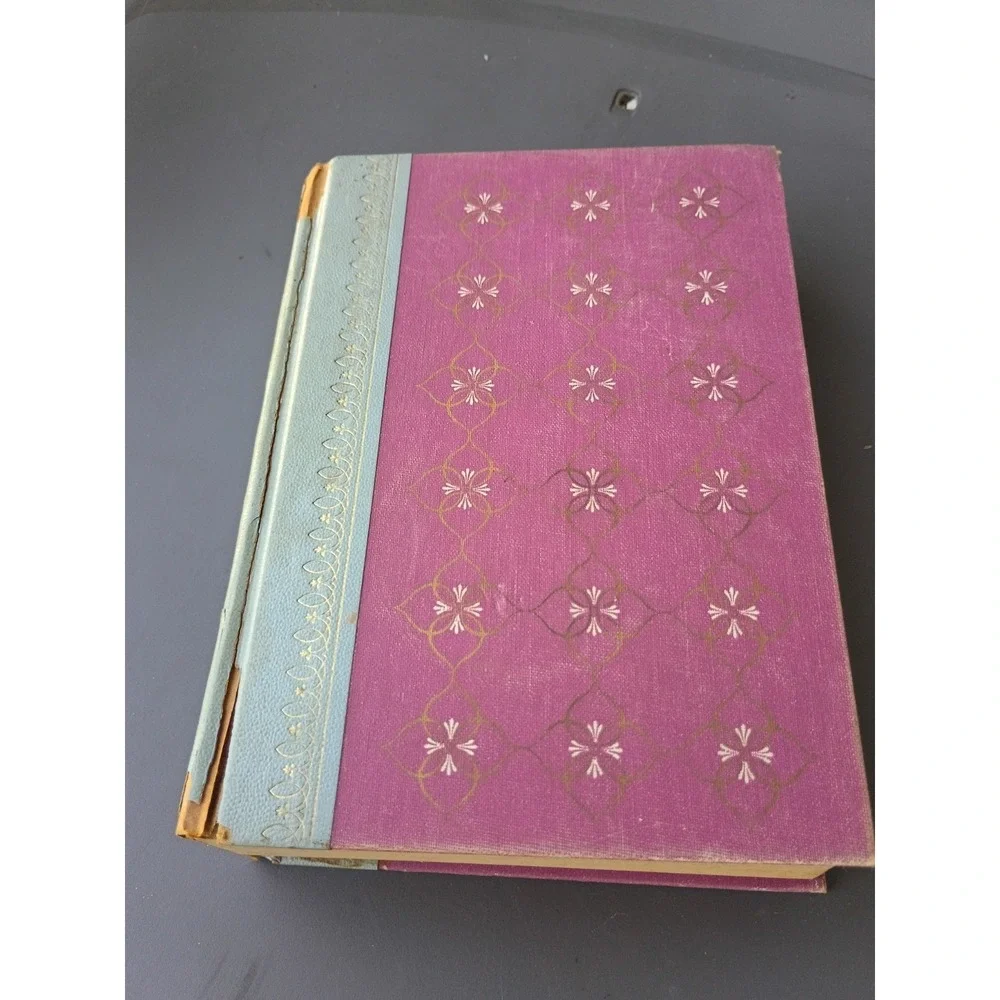 Readers Digest‎ Condensed Magenta Cover Vol 1 1961 Winter 1st Edition